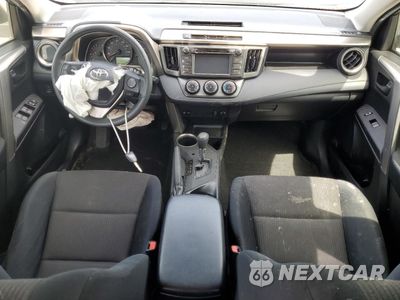 Zdjęcie 8 z 13 samochodu: 2015 TOYOTA RAV4 LE VIN:JTMBFREV6FD126820 - miniatura