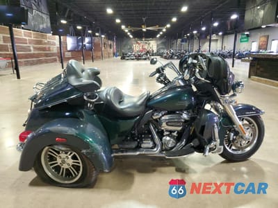 2021 HARLEY-DAVIDSON FLHTCUTG 1HD1MAF17MB855883 - główne zdjęcie licytacji z USA - miniatura
