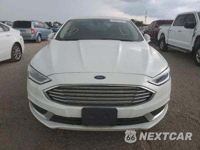 Piąte zdjęcie samochodu w środku: 2018 FORD FUSION SE HYBRID VIN:3FA6P0LU3JR129877 - miniatura