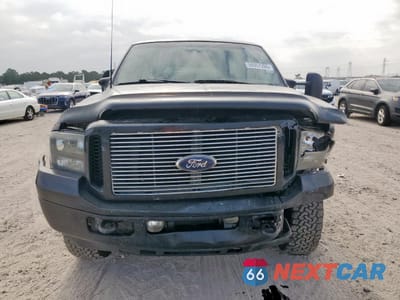 Piąte zdjęcie samochodu w środku: 2003 FORD EXCURSION LIMITED VIN:1FMSU43P63EC17634 - miniatura