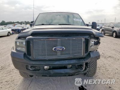 Piąte zdjęcie samochodu w środku: 2003 FORD EXCURSION LIMITED VIN:1FMSU43P63EC17634 - miniatura