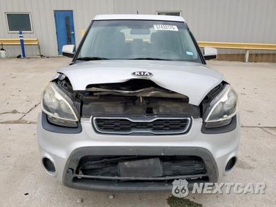 Piąte zdjęcie samochodu w środku: 2012 KIA SOUL VIN:KNDJT2A56C7422092 - miniatura