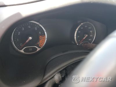 Zdjęcie 9 z 13 samochodu: 2018 JEEP RENEGADE TRAILHAWK VIN:ZACCJBCB4JPG77177 - miniatura