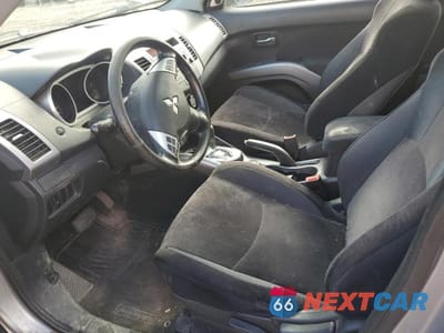Zdjęcie 7 z 13 samochodu: 2010 MITSUBISHI OUTLANDER XLS VIN:JA4JT3AX0AZ603837 - miniatura