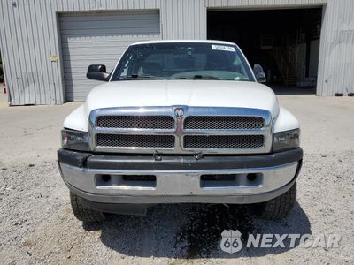 Piąte zdjęcie samochodu w środku: 1999 DODGE RAM 2500 VIN:1B7KF2360XJ509934 - miniatura