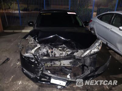 Piąte zdjęcie samochodu w środku: 2014 NISSAN SENTRA S VIN:3N1AB7AP3EY330539 - miniatura