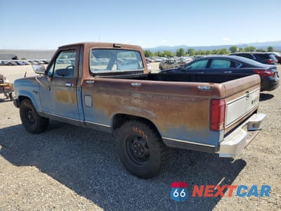 Drugie zdjęcie samochodu z przodu: 1984 FORD RANGER VIN:1FTCR10S2EUD40423 - miniatura