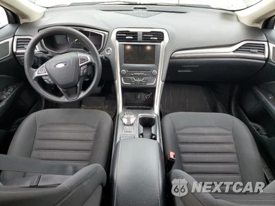 Zdjęcie 8 z 12 samochodu: 2017 FORD FUSION SE VIN:3FA6P0HD1HR268599 - miniatura