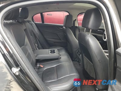 Zdjęcie 10 z 13 samochodu: 2018 JAGUAR XE PRESTIGE VIN:SAJAK4FN0JCP37287 - miniatura