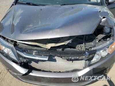 Zdjęcie 12 z 15 samochodu: 2017 HONDA ODYSSEY EXL VIN:5FNRL5H66HB002837 - miniatura