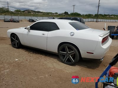 Drugie zdjęcie samochodu z przodu: 2010 DODGE CHALLENGER R/T VIN:2B3CJ5DT5AH295106 - miniatura