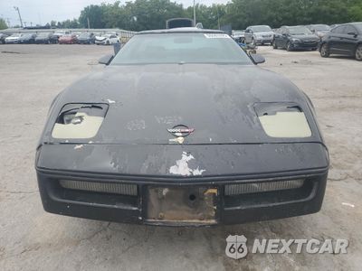 Piąte zdjęcie samochodu w środku: 1984 CHEVROLET CORVETTE VIN:1G1AY078XE5109058 - miniatura