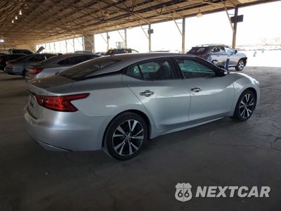Piąte zdjęcie samochodu w środku: 2017 NISSAN MAXIMA 3.5S VIN:1N4AA6AP9HC371416 - miniatura