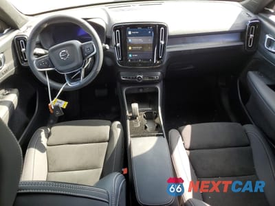 Zdjęcie 8 z 15 samochodu: 2024 VOLVO XC40 RECHARGE PLUS VIN:YV4ER3XL9R2278424 - miniatura