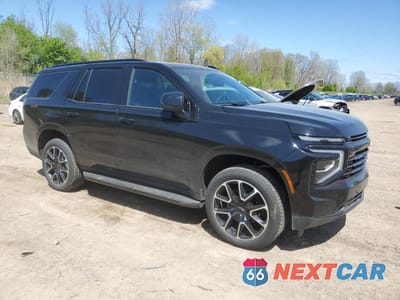 Czwarte zdjęcie samochodu z boku: 2025 CHEVROLET TAHOE C1500 RST VIN:1GNS5RRD7SR100218 - miniatura