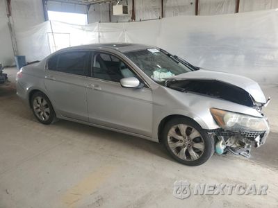 Czwarte zdjęcie samochodu z boku: 2009 HONDA ACCORD EXL VIN:1HGCP26829A069931 - miniatura