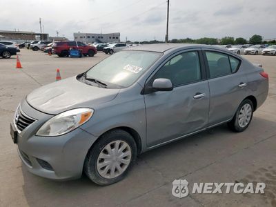 2013 NISSAN VERSA S 3N1CN7AP5DL821612 - główne zdjęcie licytacji z USA - miniatura