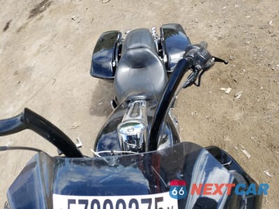 Piąte zdjęcie samochodu w środku: 2016 HARLEY-DAVIDSON FLTRXS ROAD GLIDE SPECIAL VIN:1HD1KTM11GB677333 - miniatura