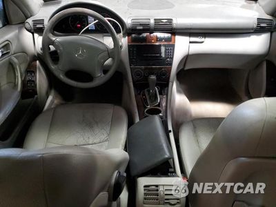 Zdjęcie 8 z 13 samochodu: 2006 MERCEDES-BENZ C 280 4MATIC VIN:WDBRF92H56F760877 - miniatura