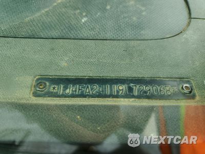 Zdjęcie 12 z 14 samochodu: 2009 JEEP WRANGLER X VIN:1J4FA24119L729068 - miniatura