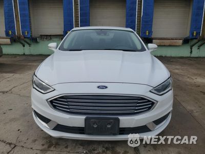 Piąte zdjęcie samochodu w środku: 2018 FORD FUSION SE HYBRID VIN:3FA6P0LU8JR172028 - miniatura