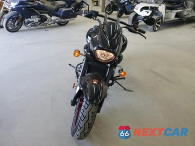 Drugie zdjęcie samochodu z przodu: 2019 SUZUKI VZ1500 VIN:JS1VY55A5K2100299 - miniatura