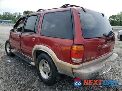 Drugie zdjęcie samochodu z przodu: 2000 FORD EXPLORER EDDIE BAUER VIN:1FMZU64E0YZB51797 - miniatura