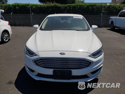Piąte zdjęcie samochodu w środku: 2018 FORD FUSION SE HYBRID VIN:3FA6P0LU1JR152459 - miniatura
