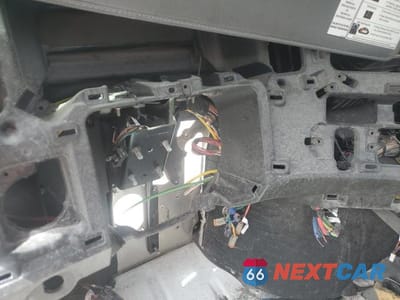 Zdjęcie 8 z 10 samochodu: 2023 FREIGHTLINER CASCADIA 126 TRUCK CAB VIN:XAKJHLDV7PSUJ9067 - miniatura