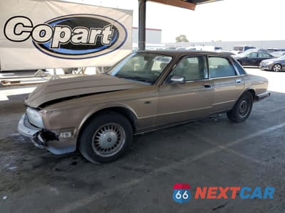 1990 JAGUAR VANDENPLAS SAJKY1747LC613849 - główne zdjęcie licytacji z USA - miniatura