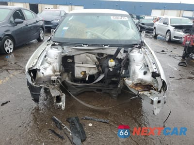 Piąte zdjęcie samochodu w środku: 2001 VOLKSWAGEN GOLF GL VIN:9BWBT61J714066278 - miniatura