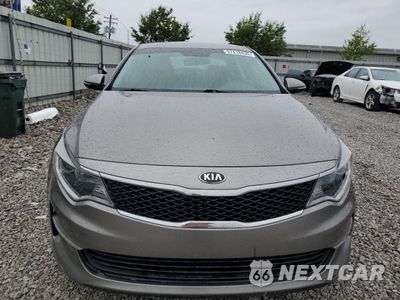 Piąte zdjęcie samochodu w środku: 2018 KIA OPTIMA LX VIN:5XXGT4L30JG263477 - miniatura