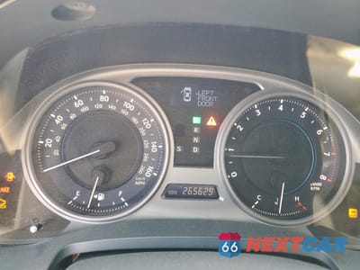 Zdjęcie 9 z 14 samochodu: 2007 LEXUS IS 250 VIN:JTHBK262472042921 - miniatura