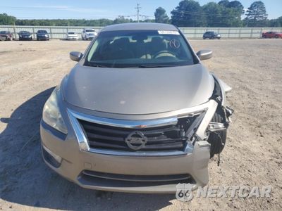 Piąte zdjęcie samochodu w środku: 2015 NISSAN ALTIMA 2.5 VIN:1N4AL3AP3FN897678 - miniatura