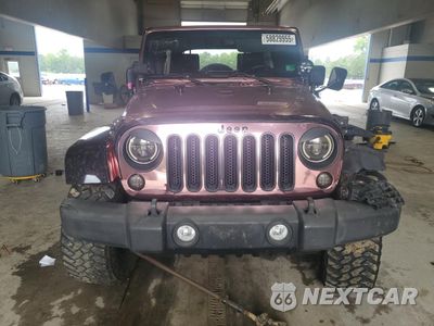 Piąte zdjęcie samochodu w środku: 2010 JEEP WRANGLER UNLIMITED SAHARA VIN:1J4BA5H10AL187251 - miniatura
