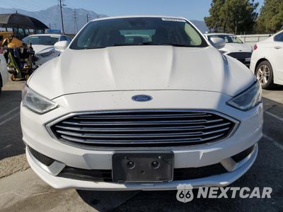 Piąte zdjęcie samochodu w środku: 2018 FORD FUSION SE HYBRID VIN:3FA6P0LU8JR172126 - miniatura