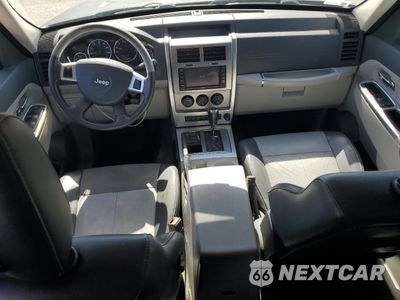 Zdjęcie 8 z 13 samochodu: 2008 JEEP LIBERTY LIMITED VIN:1J8GN58K48W213103 - miniatura