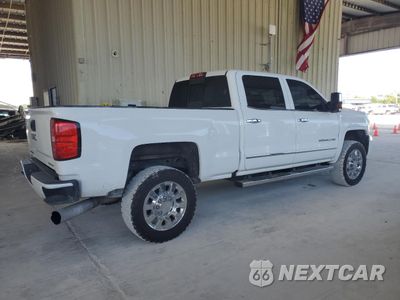 Trzecie zdjęcie samochodu z tyłu: 2016 GMC SIERRA K2500 DENALI VIN:1GT12UE84GF183401 - miniatura