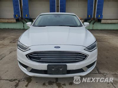 Piąte zdjęcie samochodu w środku: 2018 FORD FUSION SE HYBRID VIN:3FA6P0LU3JR118815 - miniatura