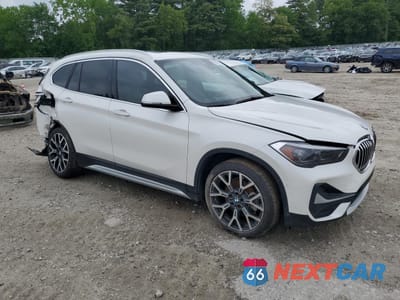 Czwarte zdjęcie samochodu z boku: 2021 BMW X1 XDRIVE28I VIN:WBXJG9C09M3M72494 - miniatura