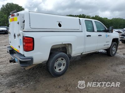 Trzecie zdjęcie samochodu z tyłu: 2017 CHEVROLET SILVERADO K2500 HEAVY DUTY VIN:1GC2KUEG7HZ337322 - miniatura