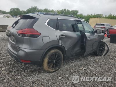 Trzecie zdjęcie samochodu z tyłu: 2018 NISSAN ROGUE S VIN:5N1AT2MV6JC727958 - miniatura