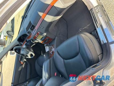 Piąte zdjęcie samochodu w środku: 2004 MERCEDES-BENZ S 430 VIN:WDBNF70J34A397059 - miniatura