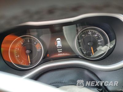 Zdjęcie 9 z 13 samochodu: 2017 JEEP CHEROKEE TRAILHAWK VIN:1C4PJMBB5HW545959 - miniatura
