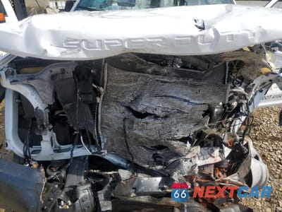 Zdjęcie 11 z 12 samochodu: 2022 FORD F550 SUPER DUTY VIN:1FDUF5GN0NDA14569 - miniatura