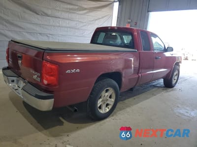 Trzecie zdjęcie samochodu z tyłu: 2011 DODGE DAKOTA SLT VIN:1D7RW3BK9BS661822 - miniatura