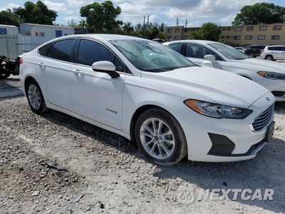Czwarte zdjęcie samochodu z boku: 2019 FORD FUSION SE VIN:3FA6P0LU3KR184055 - miniatura