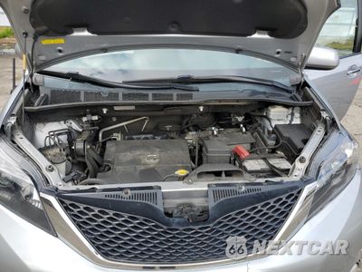 Zdjęcie 11 z 14 samochodu: 2014 TOYOTA SIENNA SPORT VIN:5TDXK3DC1ES457564 - miniatura
