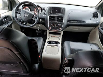 Zdjęcie 8 z 13 samochodu: 2017 DODGE GRAND CARAVAN SXT VIN:2C4RDGCG3HR864992 - miniatura
