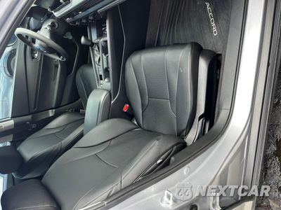 Piąte zdjęcie samochodu w środku: 2023 HONDA ACCORD EX VIN:1HGCY1F31PA024777 - miniatura
